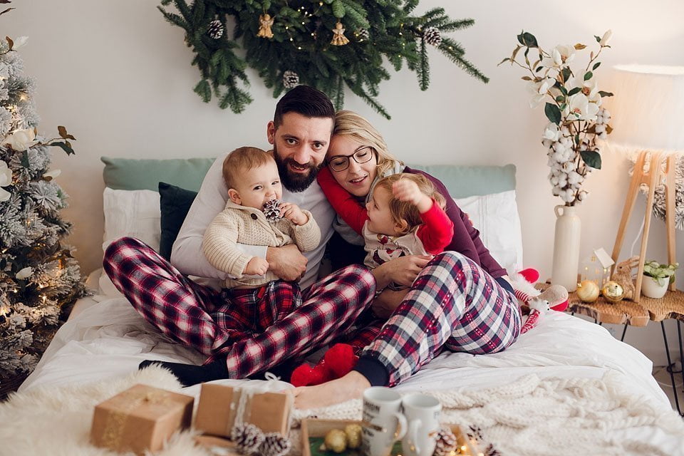 Servizio di Natale - mamma, papà e bimbi