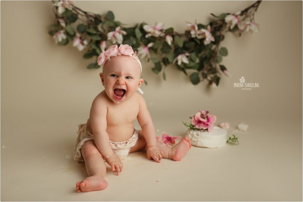 servizio smash cake - la torta è a terra